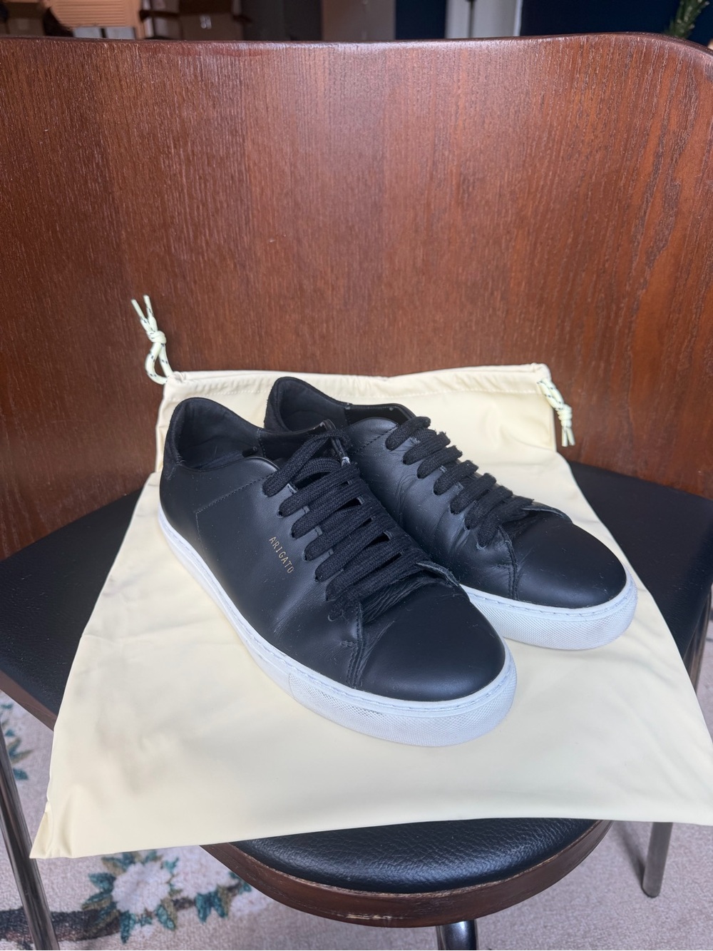 Axel Arigato Black Leather Low-Top Sneakers